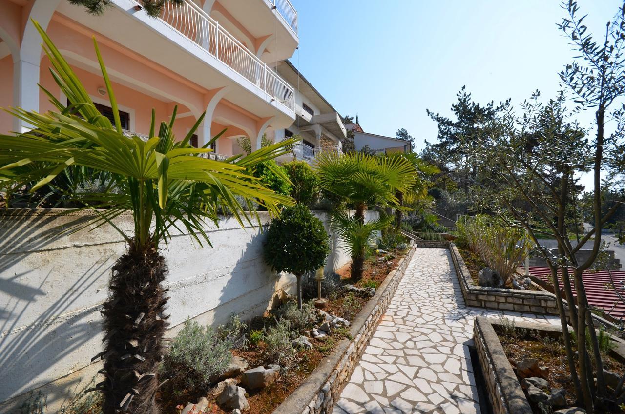 Apartments Slavica Rabac Exteriör bild