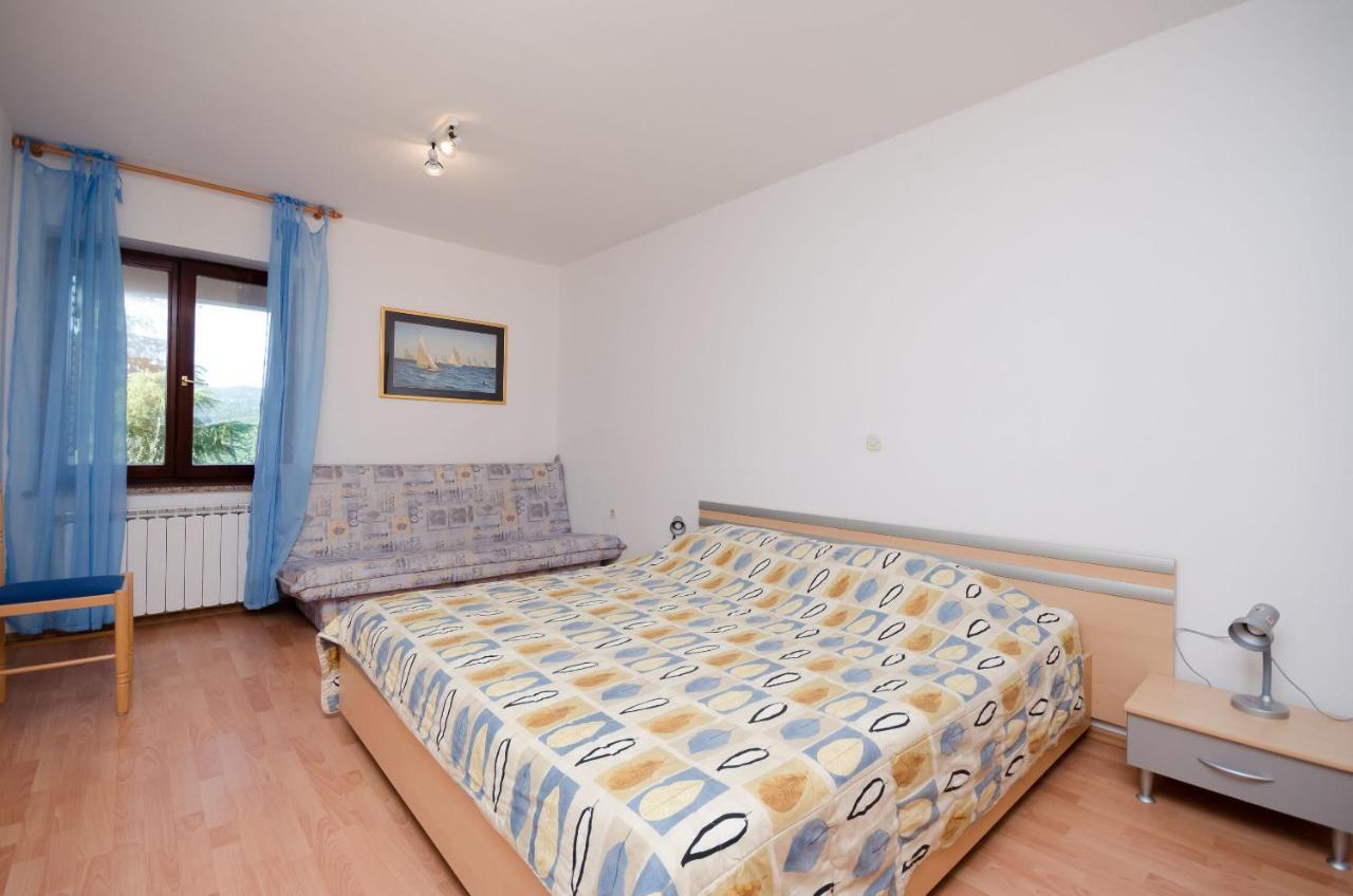 Apartments Slavica Rabac Exteriör bild