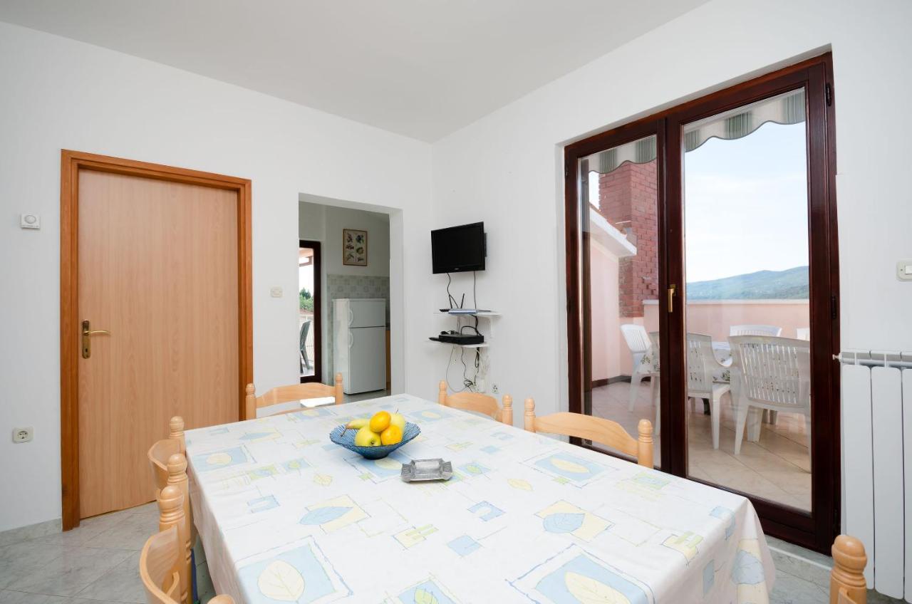 Apartments Slavica Rabac Exteriör bild